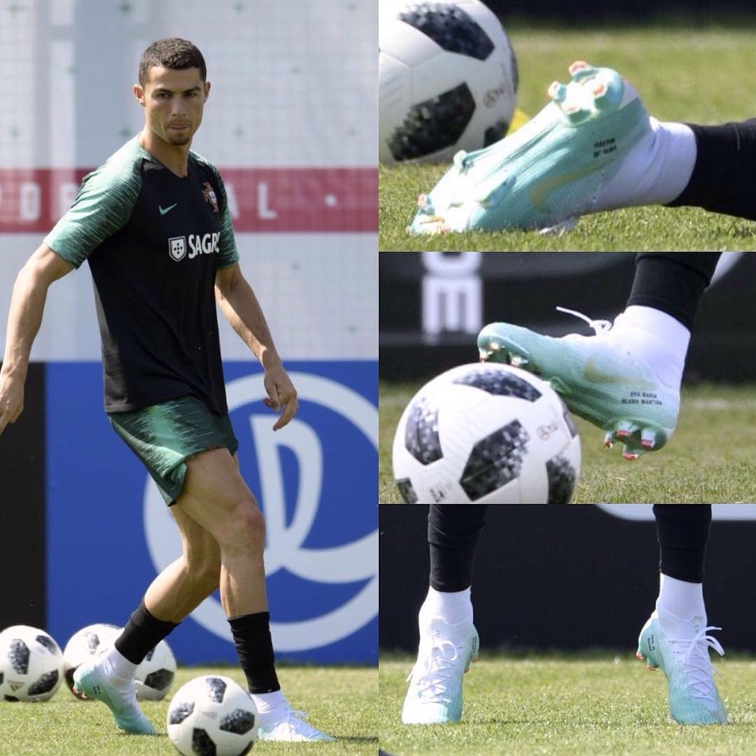 Beautiful Boots Cristiano Ronaldo Trains in Nike Mercurial CR7